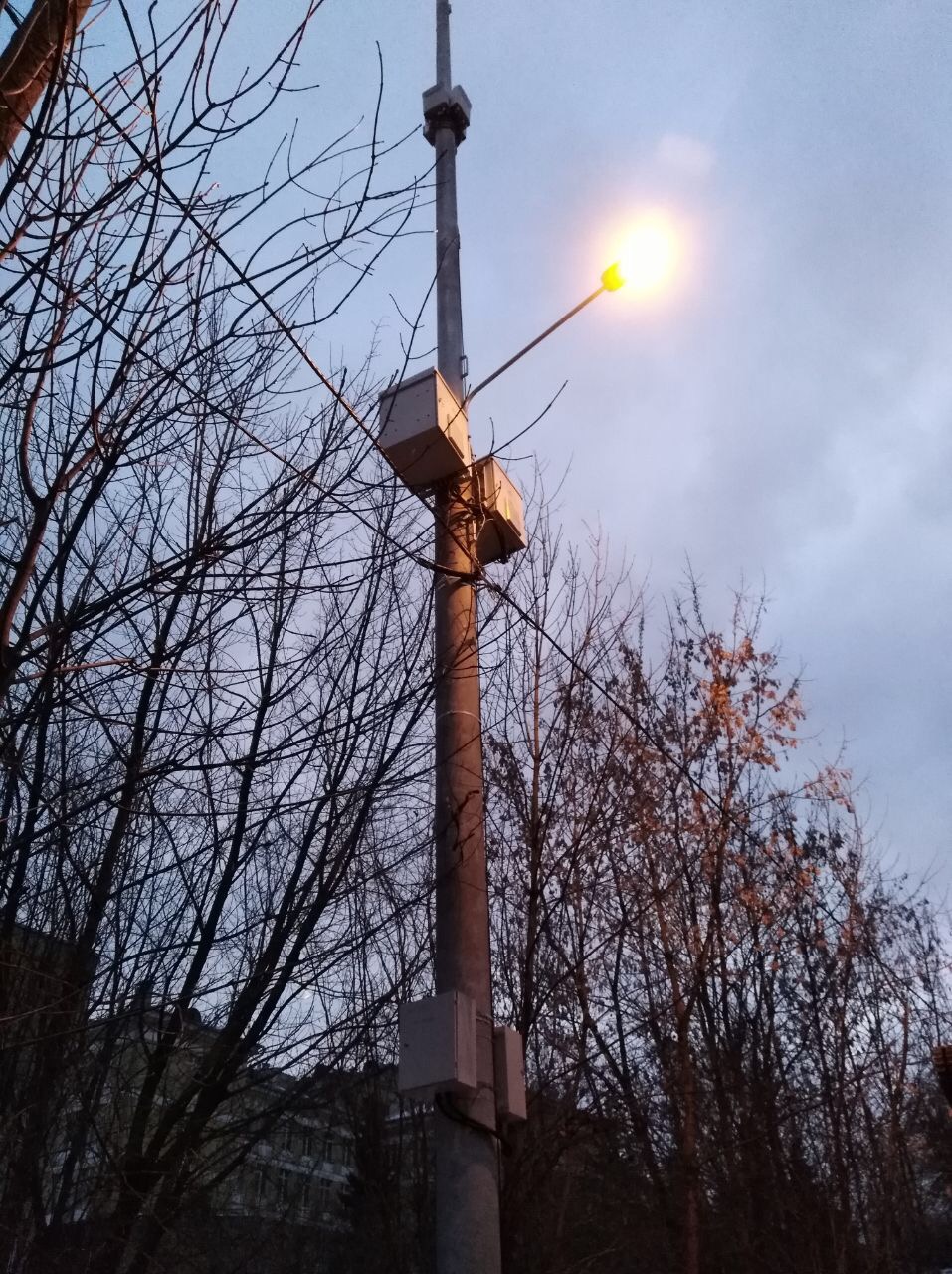 Строительство Опоры двойного назначения, ВЛ- 0,4 кВ. г.Москва.